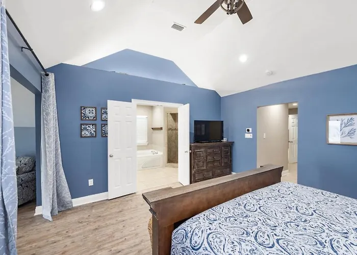 Eden's Waters-sleeps 19, Beach, Htd Prv, Pool, Golf, Arcade, Lux Services, Strlnk Holiday home Gulf Shores