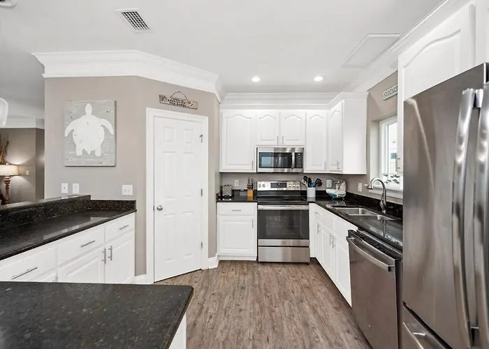 Eden's Waters-sleeps 19, Beach, Htd Prv, Pool, Golf, Arcade, Lux Services, Strlnk Holiday home Gulf Shores