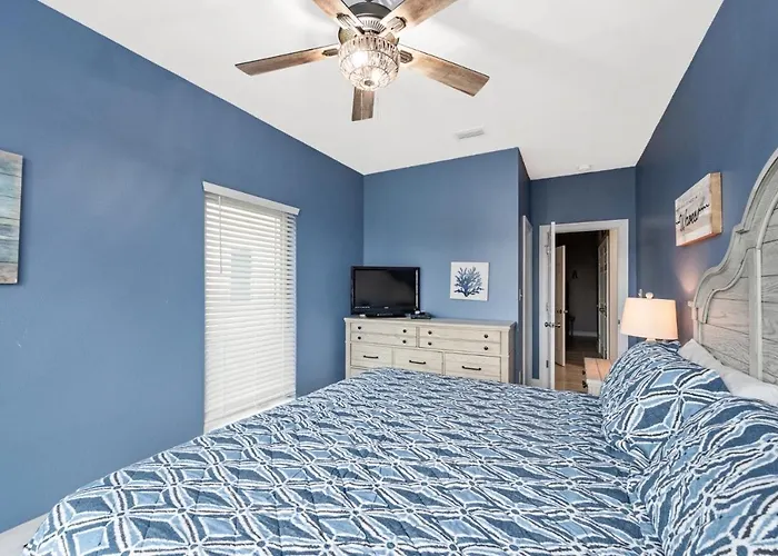 Eden's Waters-sleeps 19, Beach, Htd Prv, Pool, Golf, Arcade, Lux Services, Strlnk Holiday home